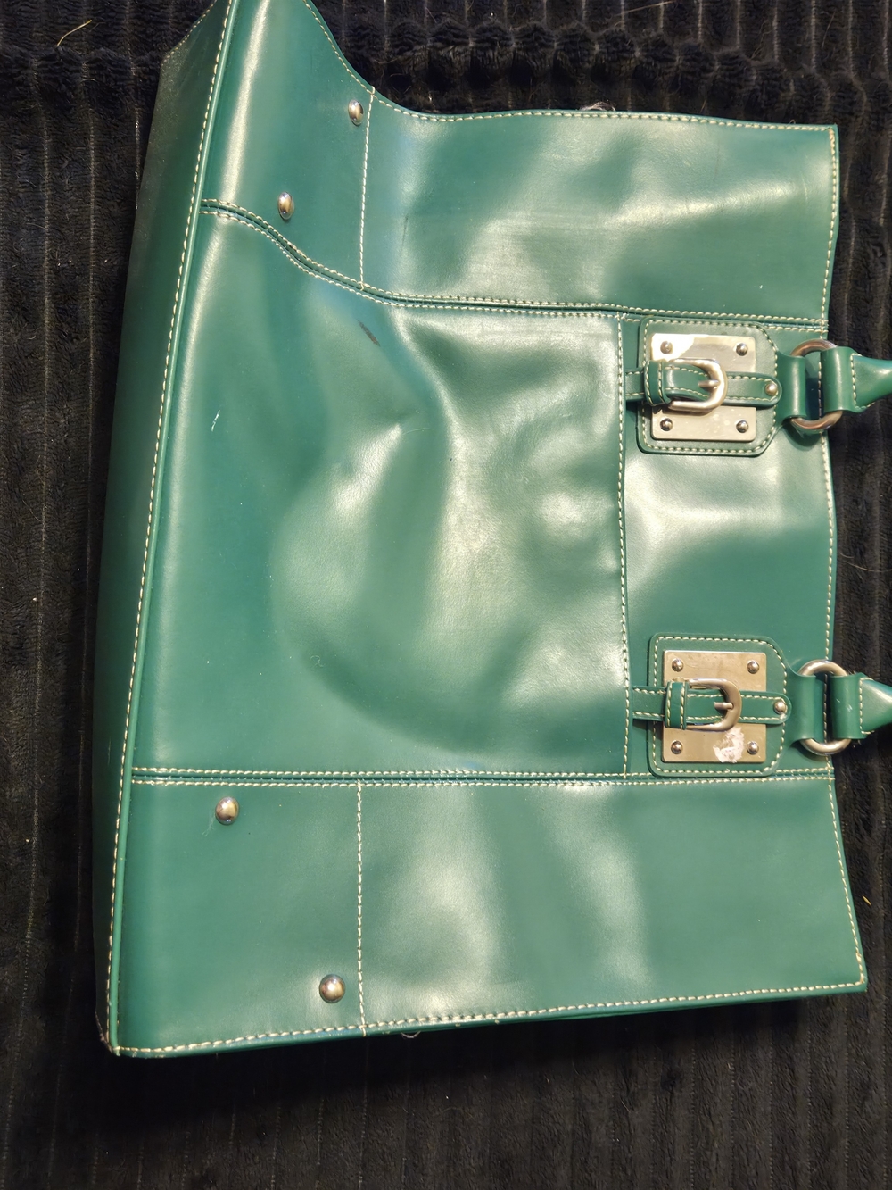 Wilsons Leather Green Leather Handbag with Silver Hardware